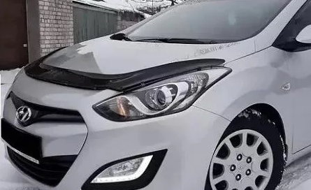 Дефлектор капота (мухобойка) HYUNDAI i30 с 2012 г.в. (Хюндай Ай30) Вип Тюнинг